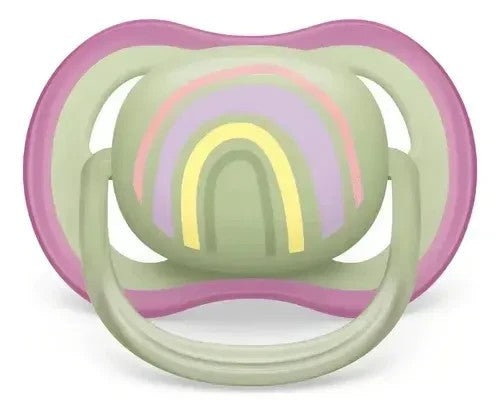 Chupete ortodóntico Chikikitos con diseño de arcoíris, silicona transpirable en tonos verde y rosa para bebé.